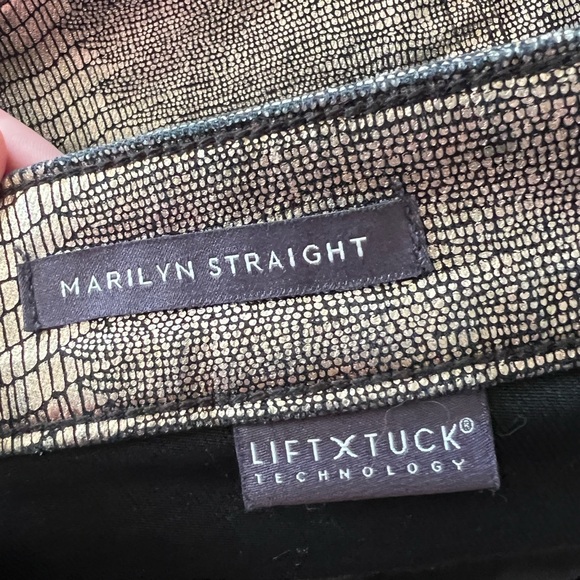 Women’s NYDJ Copper Coated Snake Marilyn Straight Jeans size 6 - Picture 8 of 14